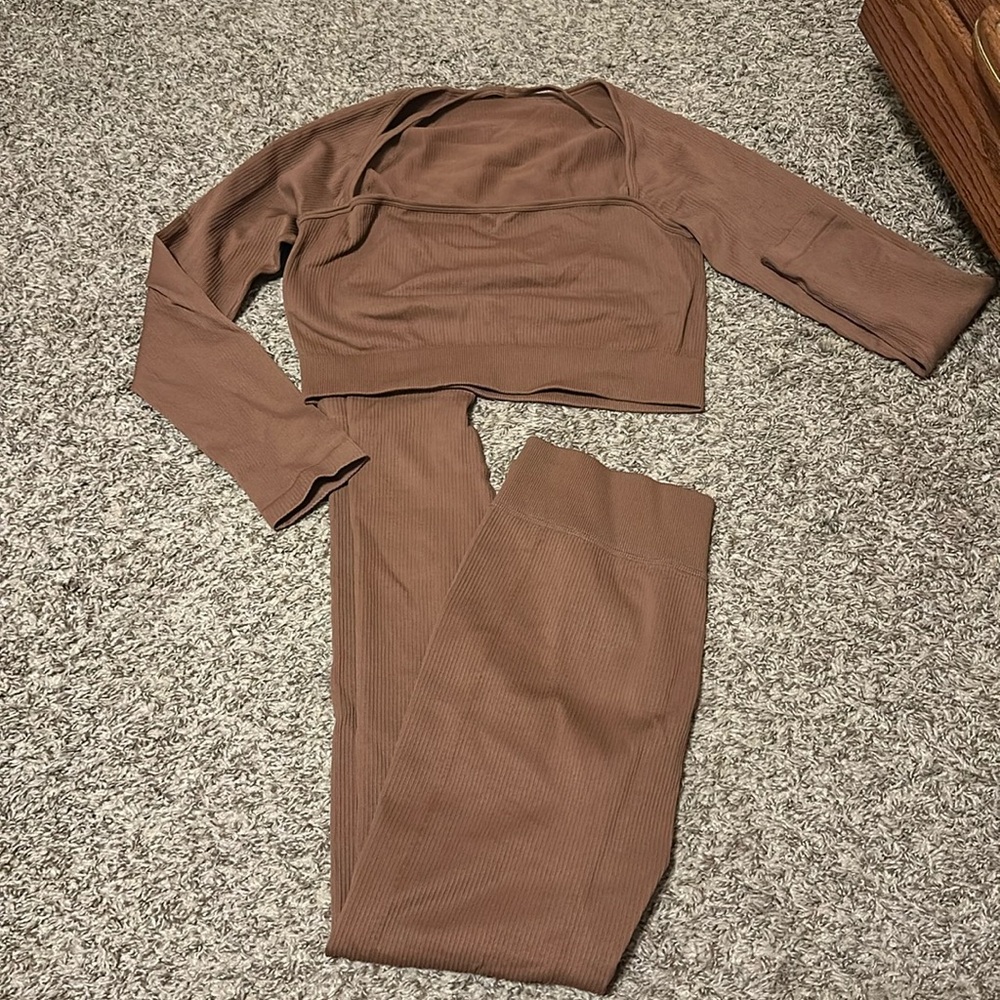 Brown Ribbed Athletic Set